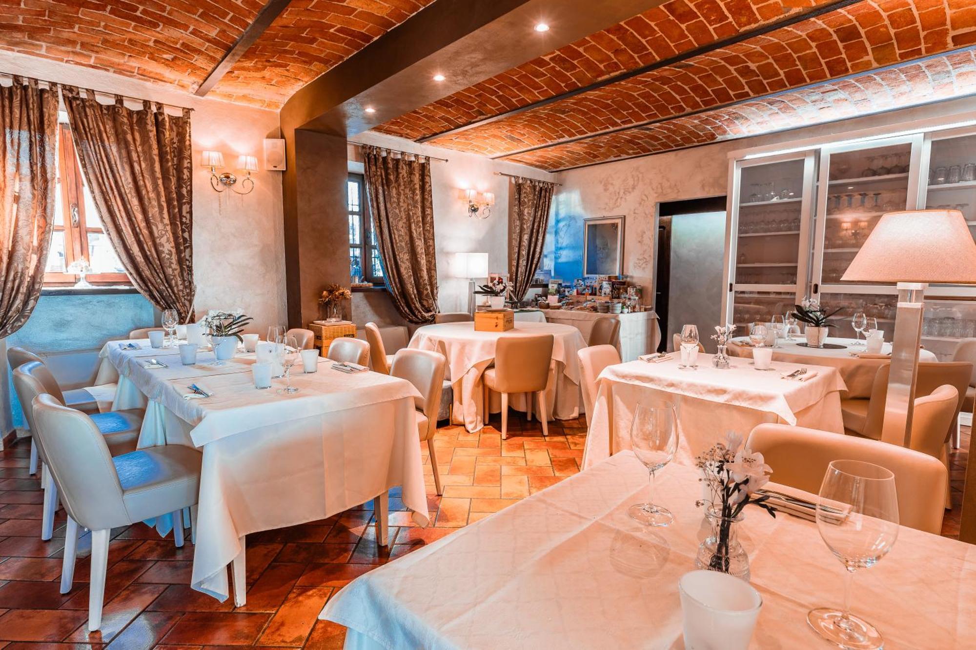 Locanda San Giorgio Neviglie Luaran gambar